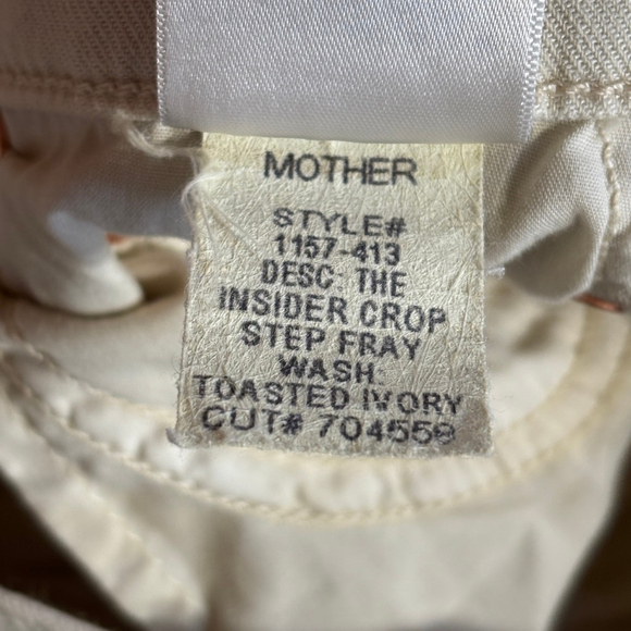 MOTHER The Insider Crop Step Fray Jeans in Toasted Ivory Women's Size 26 Raw Hem - Picture 12 of 15